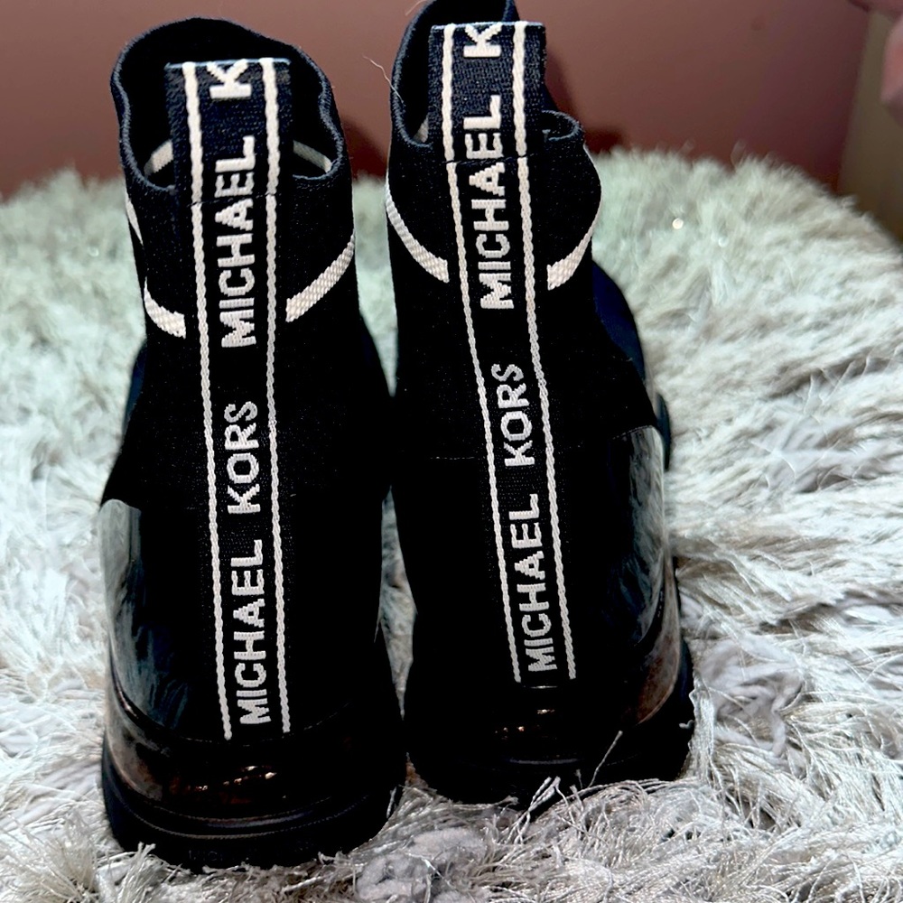 MK SHOES ankle WOMEN SIZE 7/2 m